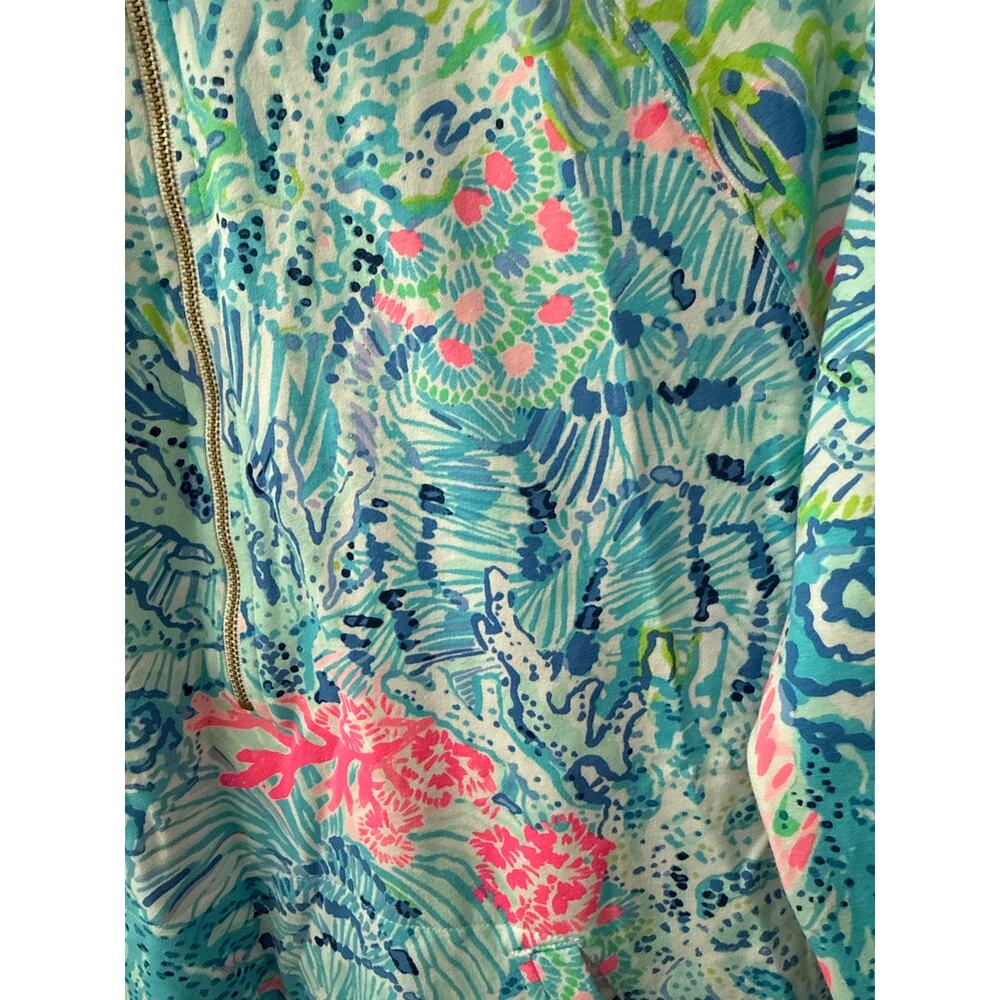 Lilly Pulitzer UPF 50+ Skipper Popover Sink Or Swim Multi Size Small - Picture 8 of 9